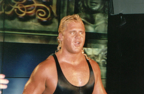 WCW048.jpg